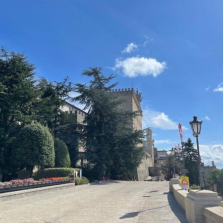 La Famosa Dimora Ambasciatore San Marino Exterior photo